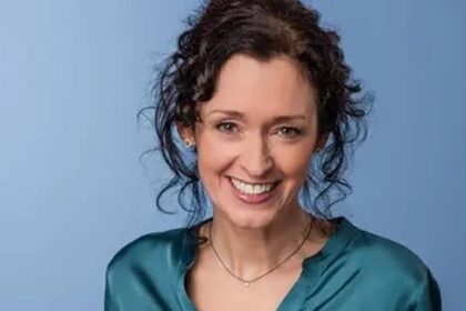 julia finkernagel wie alt